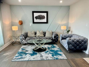 3 BR - Renovated - Free Onsite Parking